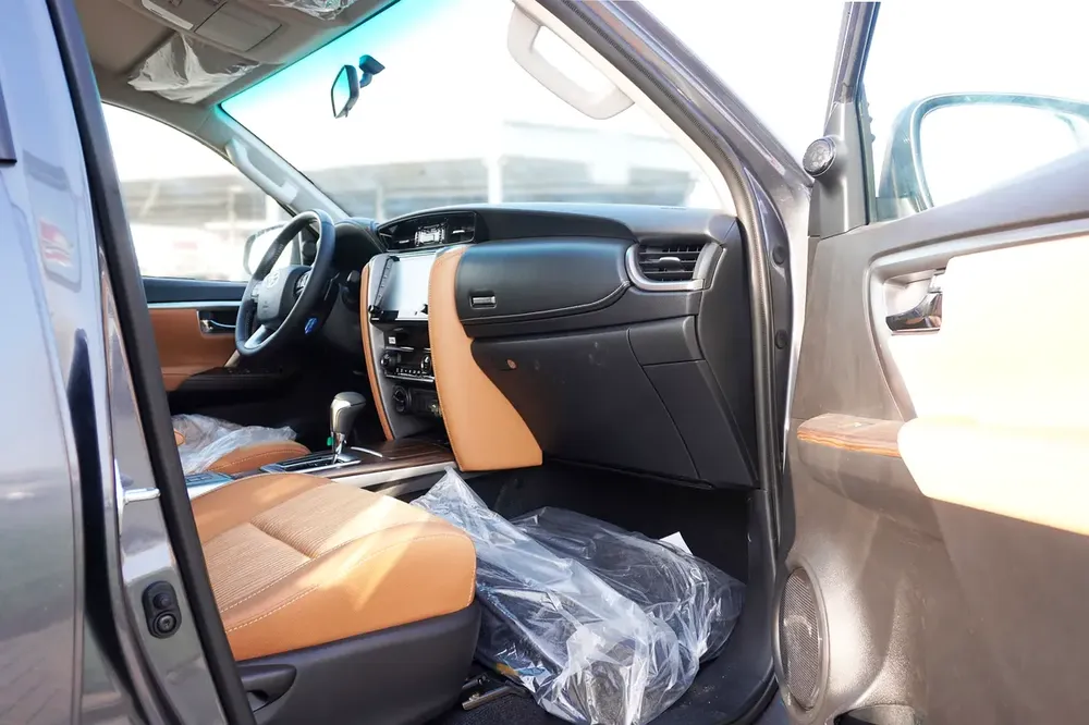 2025 MODEL TOYOTA-FORTUNER 2.7L 4X4 A/T - Image 14