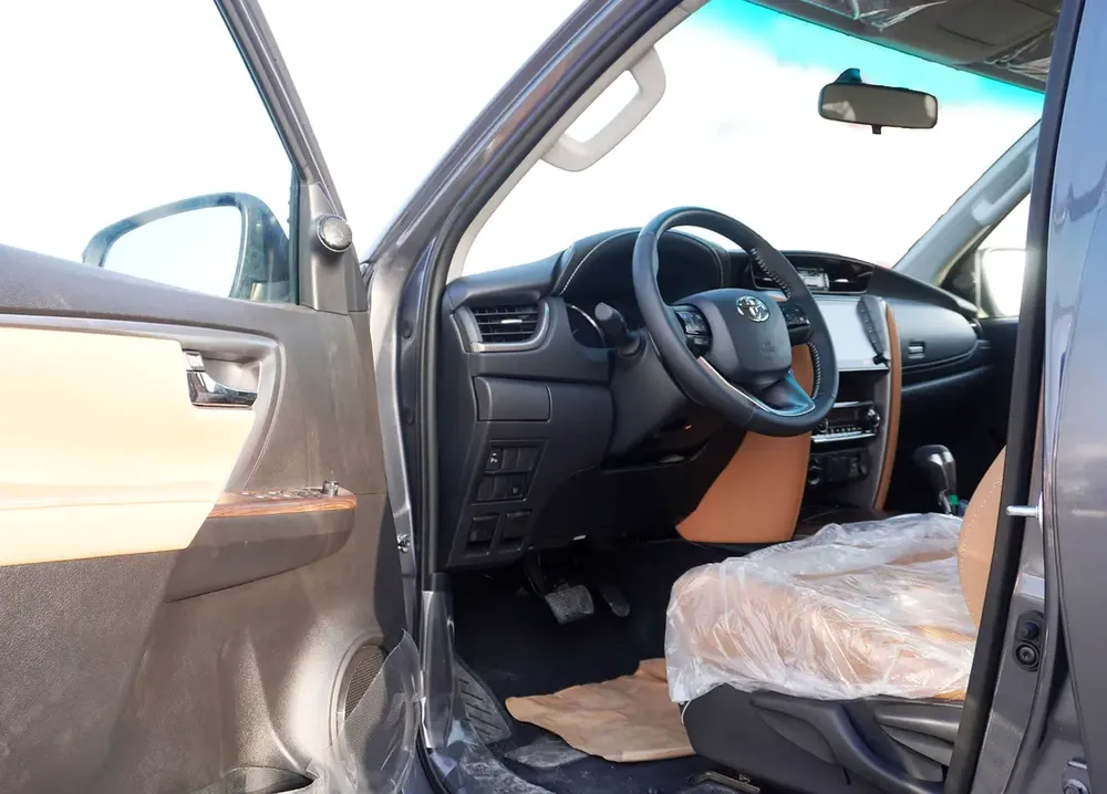 2025 MODEL TOYOTA-FORTUNER 2.7L 4X4 A/T - Image 8