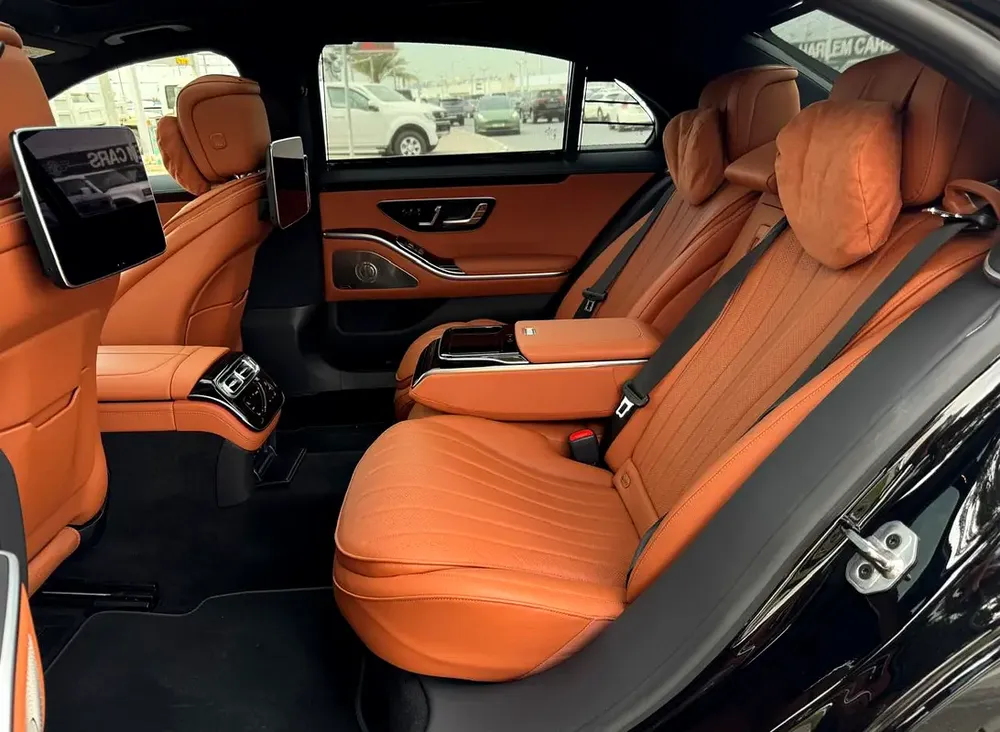 BENZ S450 | 2026 | ONLY : 25576 KM | S500 BODY KIT | ZAFRANE INTERIOR | GCC SPECS | CLEAN TITLE - Image 11