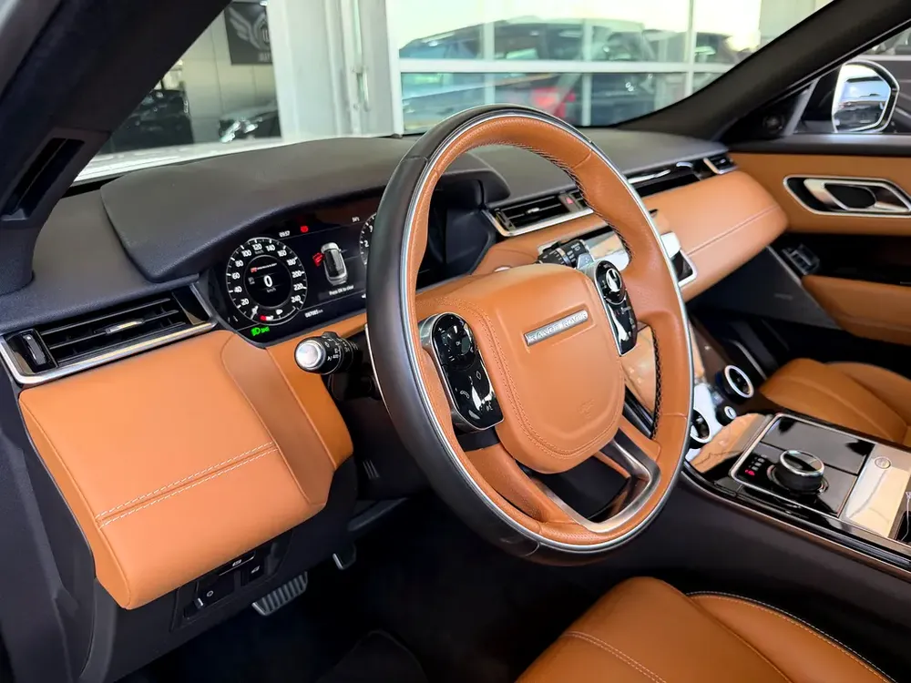 AED 1,680 P.M | 2019 Range Rover Velar P300 HSE R-Dynamic | Under Warranty | GCC | - Image 12
