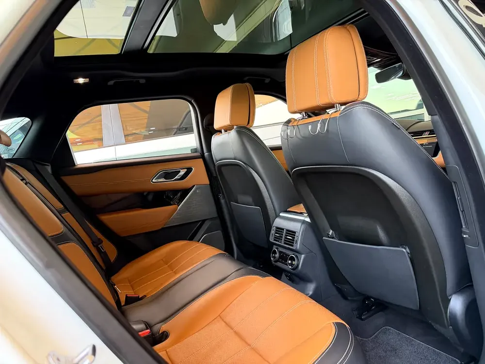 AED 1,680 P.M | 2019 Range Rover Velar P300 HSE R-Dynamic | Under Warranty | GCC | - Image 19