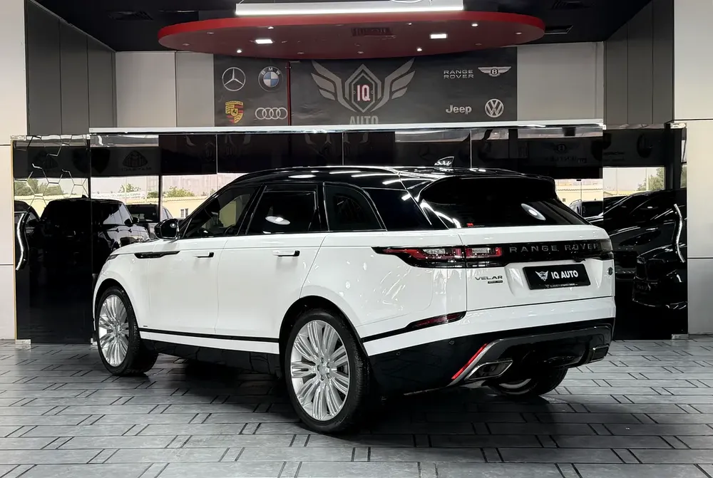 AED 1,680 P.M | 2019 Range Rover Velar P300 HSE R-Dynamic | Under Warranty | GCC | - Image 6