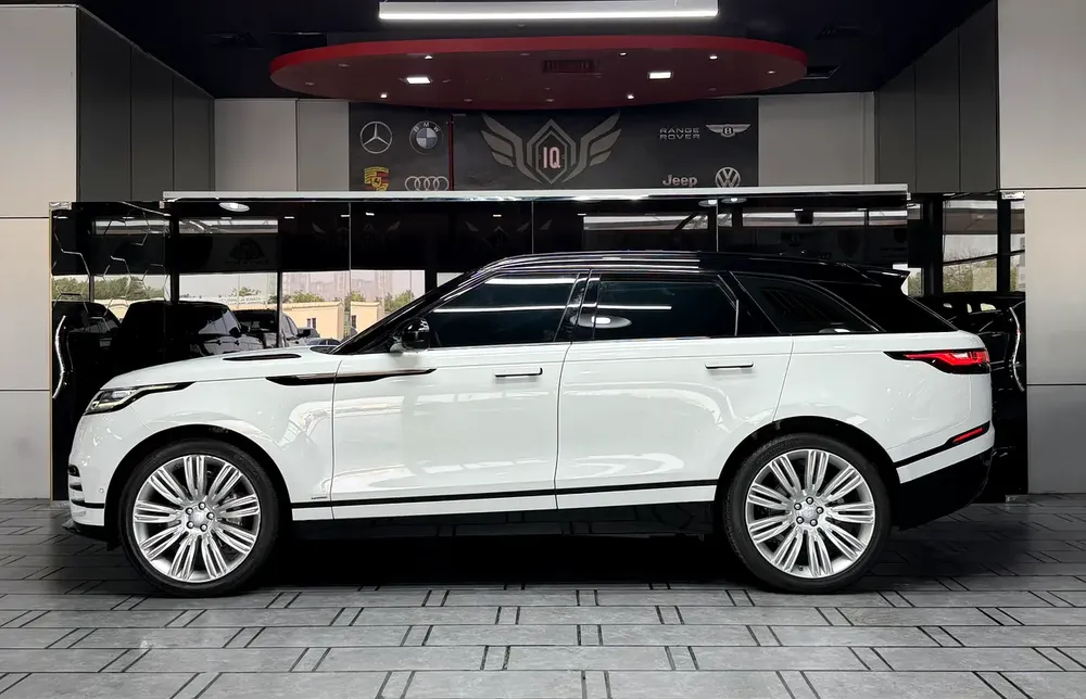 AED 1,680 P.M | 2019 Range Rover Velar P300 HSE R-Dynamic | Under Warranty | GCC | - Image 7
