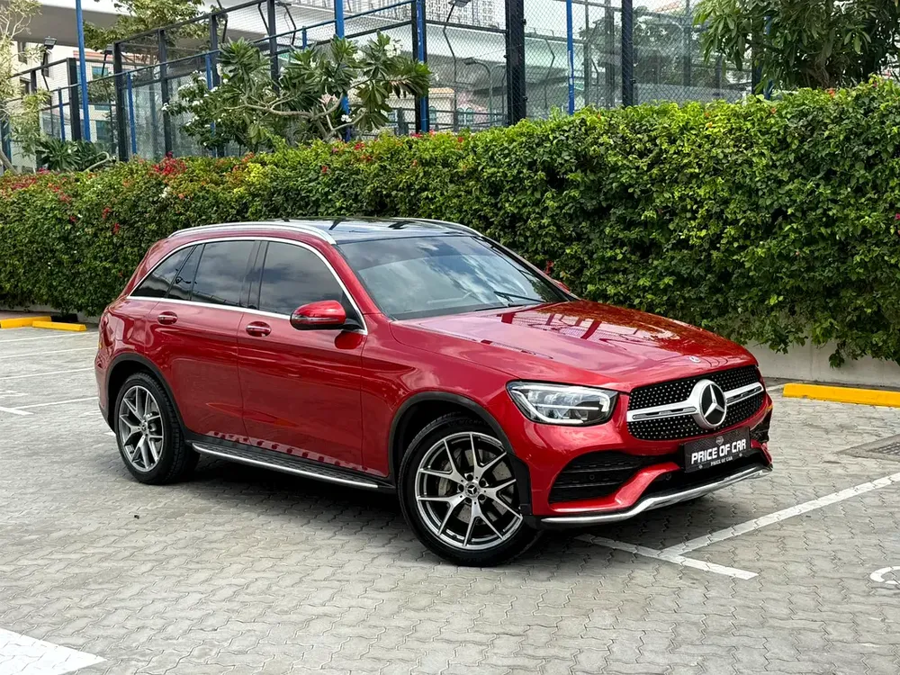 AED 1,412 EMI • GCC 2020 Mercedes GLC 200 4M AMG 2.0L V4 • Full Luxury - Image 8
