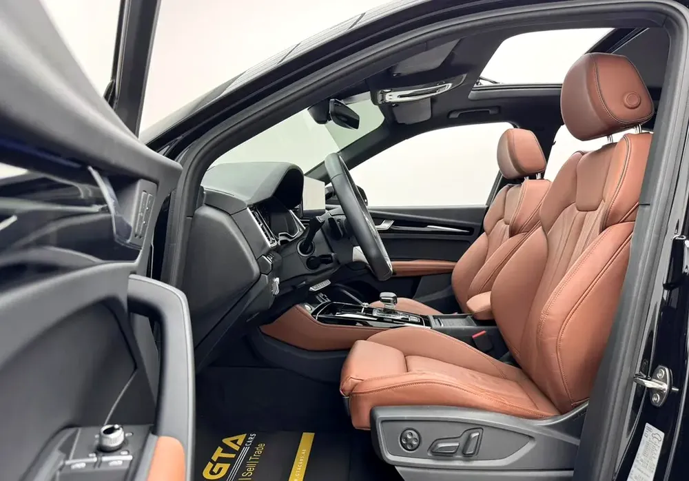 2025 Audi Q5 Sportback S-Line 45 TFSI Quattro, 2030 Audi Warranty and Service Pack, GCC - Image 11
