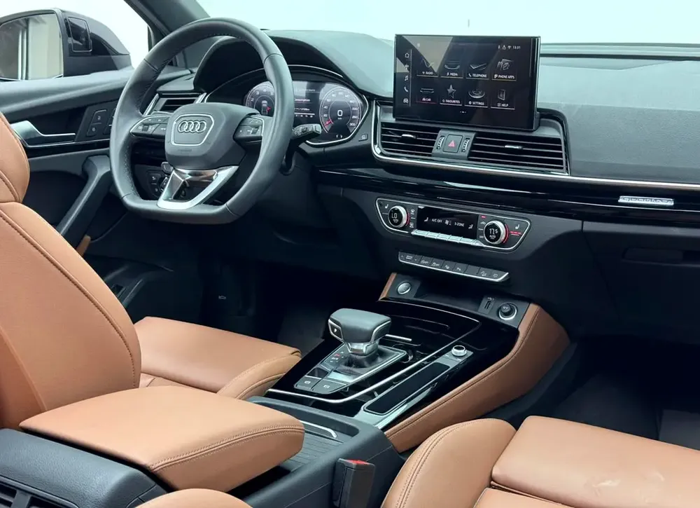 2025 Audi Q5 Sportback S-Line 45 TFSI Quattro, 2030 Audi Warranty and Service Pack, GCC - Image 15