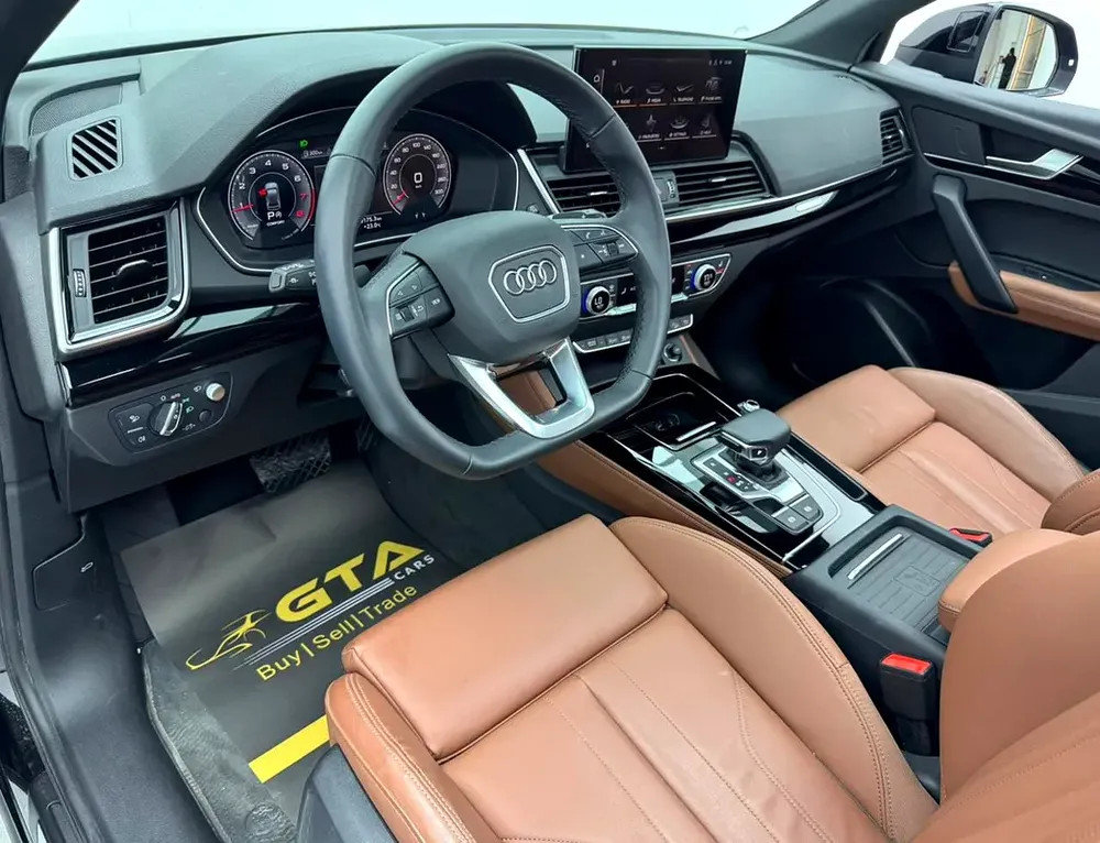 2025 Audi Q5 Sportback S-Line 45 TFSI Quattro, 2030 Audi Warranty and Service Pack, GCC - Image 17