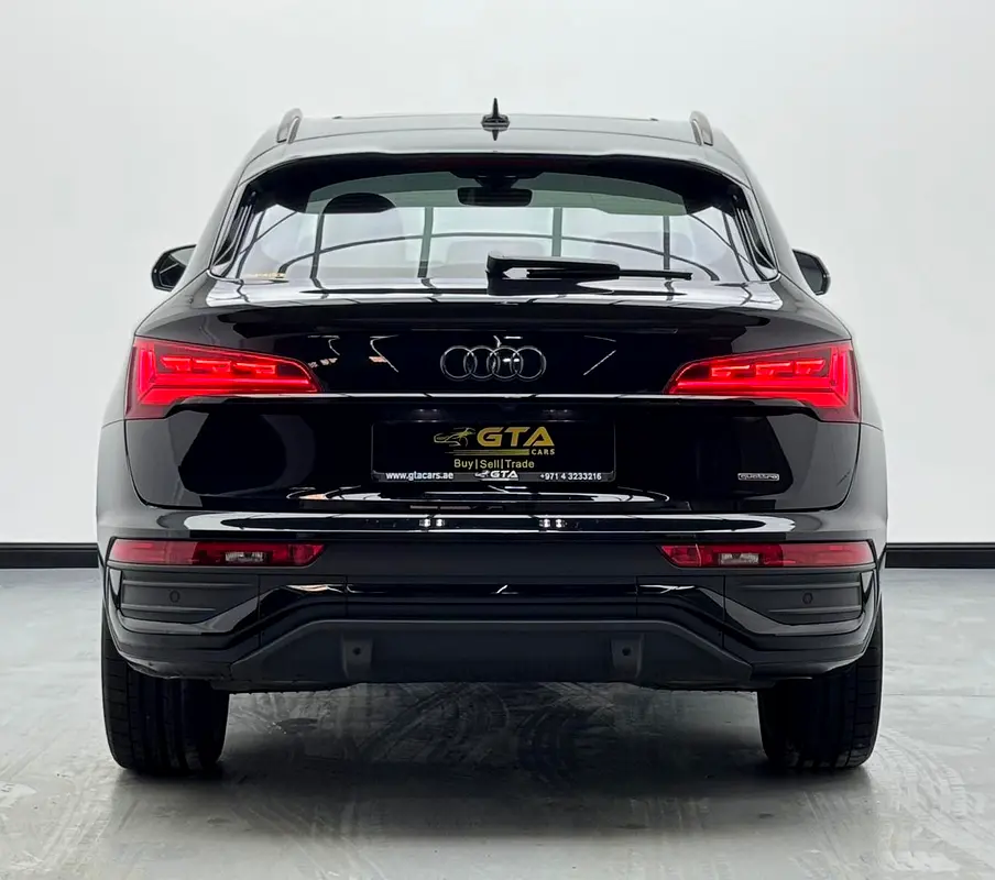 2025 Audi Q5 Sportback S-Line 45 TFSI Quattro, 2030 Audi Warranty and Service Pack, GCC - Image 5