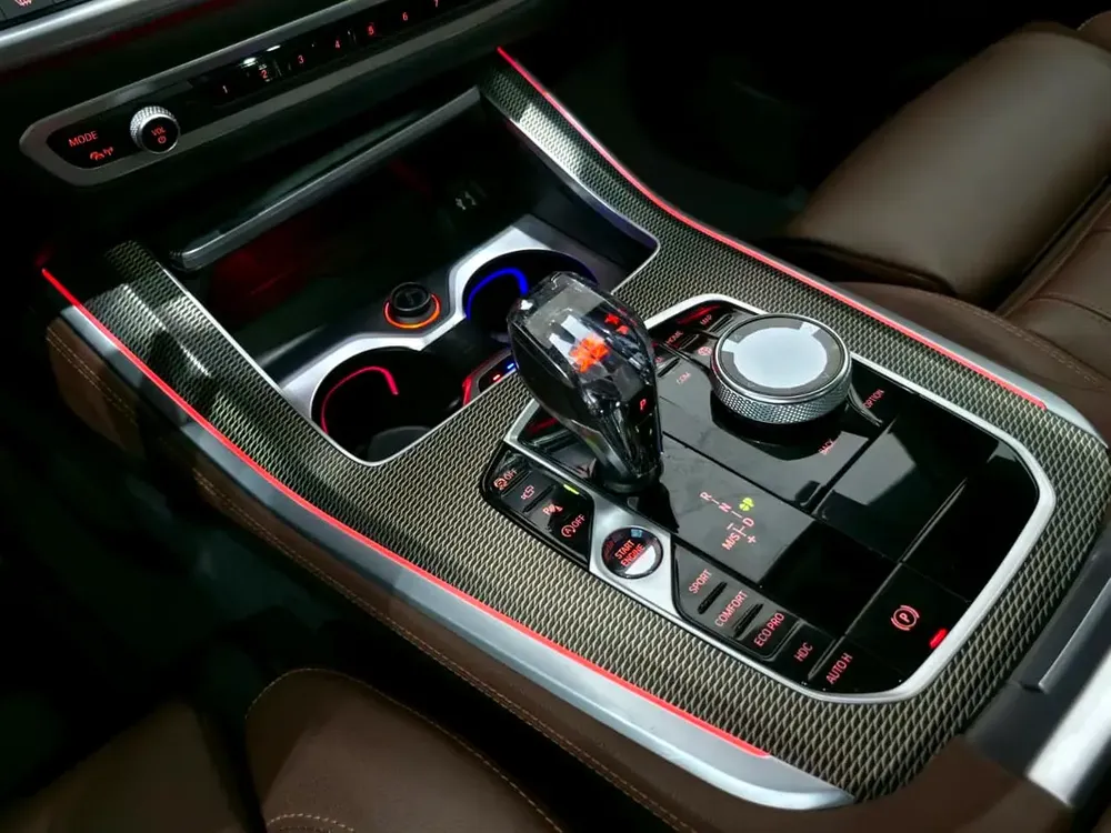 2022 GCC BMW X5 M-sport / warranty and service package with agency (AGMC) - Image 13