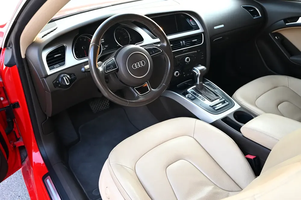 RAMADAN OFFER - 0% DP - FSH - FIRST OWNER - AUDI A5 COUPE 4WD - GCC SPECS - Image 11