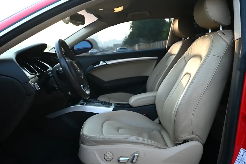 RAMADAN OFFER - 0% DP - FSH - FIRST OWNER - AUDI A5 COUPE 4WD - GCC SPECS - Image 12