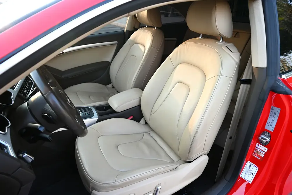 RAMADAN OFFER - 0% DP - FSH - FIRST OWNER - AUDI A5 COUPE 4WD - GCC SPECS - Image 13