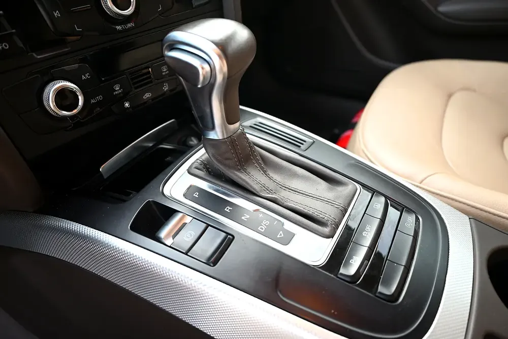 RAMADAN OFFER - 0% DP - FSH - FIRST OWNER - AUDI A5 COUPE 4WD - GCC SPECS - Image 14