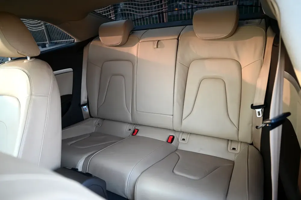 RAMADAN OFFER - 0% DP - FSH - FIRST OWNER - AUDI A5 COUPE 4WD - GCC SPECS - Image 15