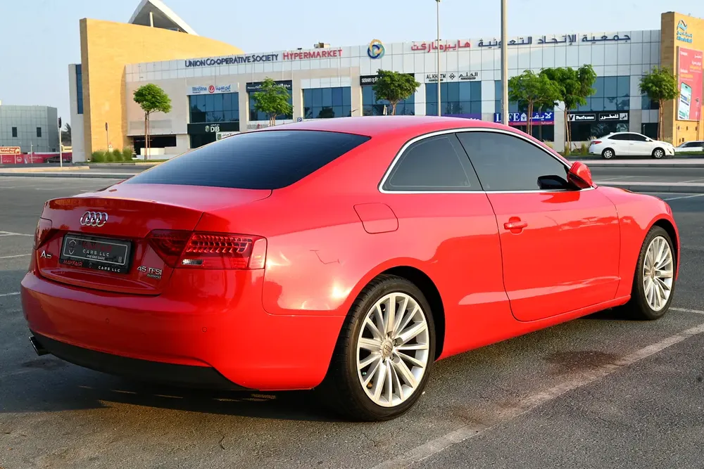 RAMADAN OFFER - 0% DP - FSH - FIRST OWNER - AUDI A5 COUPE 4WD - GCC SPECS - Image 6