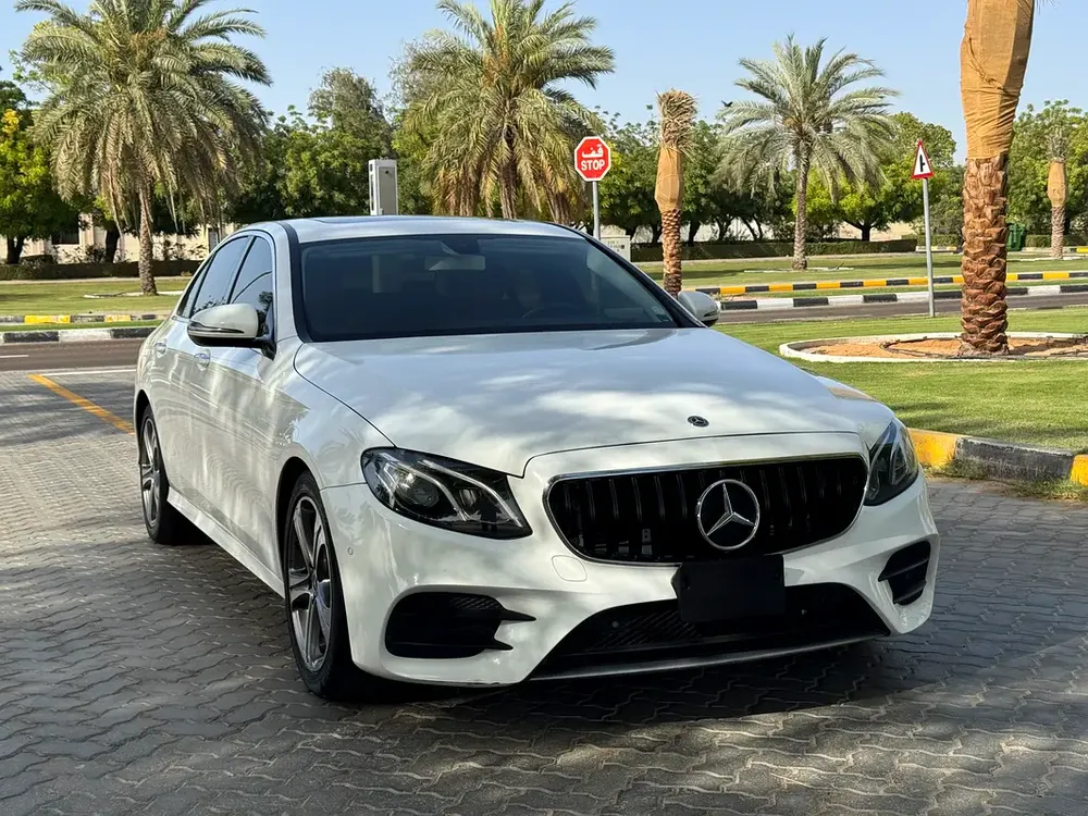 2018 Mercedes-Benz E-Class E 300 | American Specs | Premium Luxury Sedan - Image 4