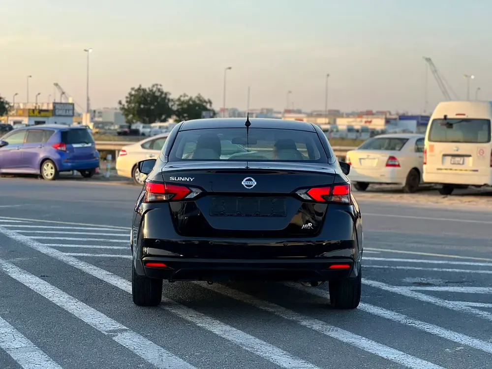 2022 Nissan Sunny 1.6L V4  GCC - FWD  - Full Option - Radar & Sensor 360* CAM - Agency Serviced - Image 6