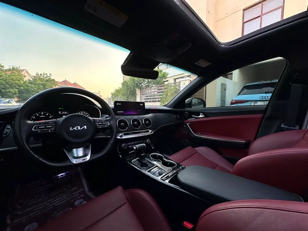 2022 Kia Stinger GT-Line | Rebuilt | Pristine Condition - Image 9