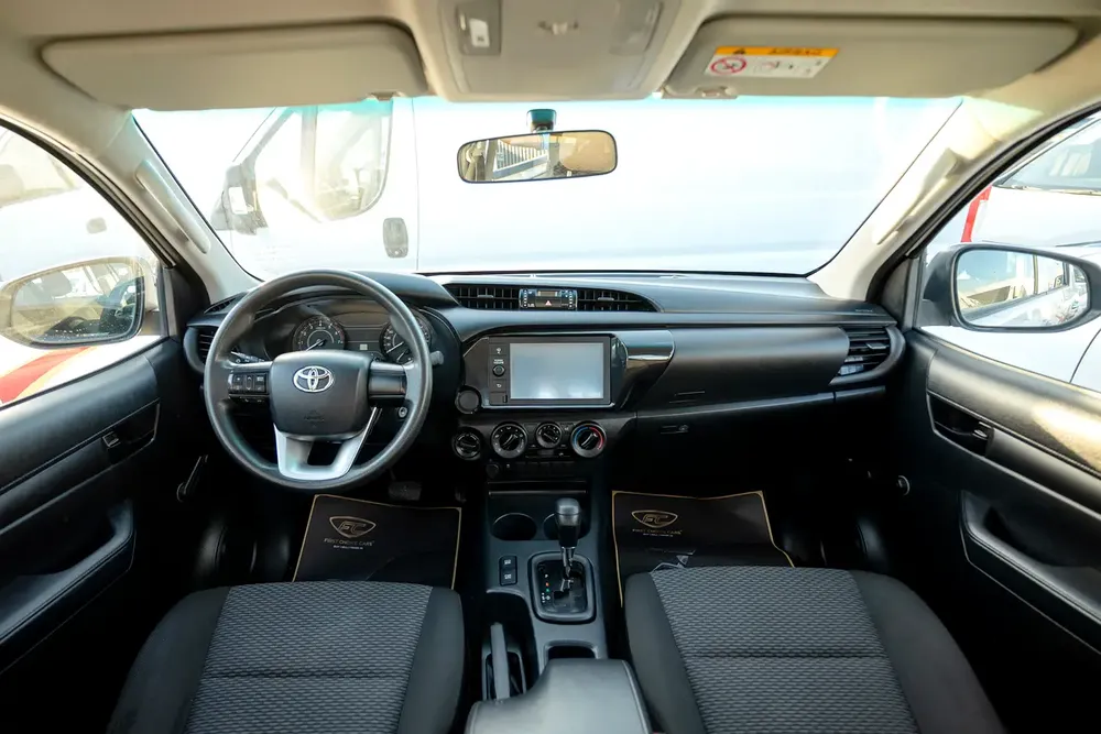 Hilux | Double Cabin 4x4 | Automatic | GCC Specs | Ref#T44166 - Image 7