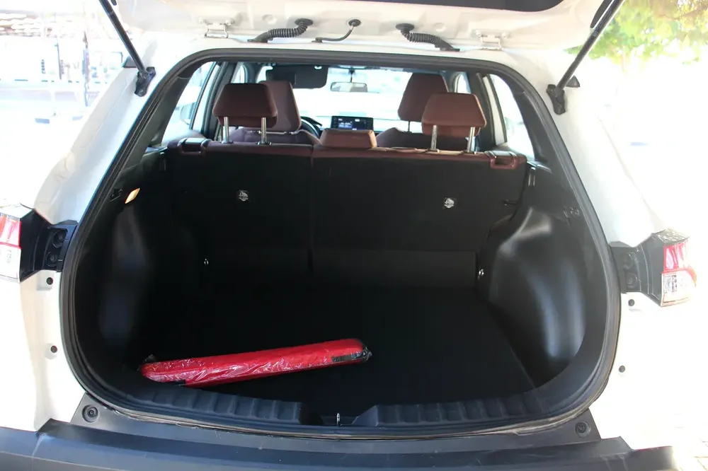 FREE OFFERS Toyota Corolla Cross 2023 | GCC Specs | EMI (860x60)! Minimum salary 4000* - Image 15
