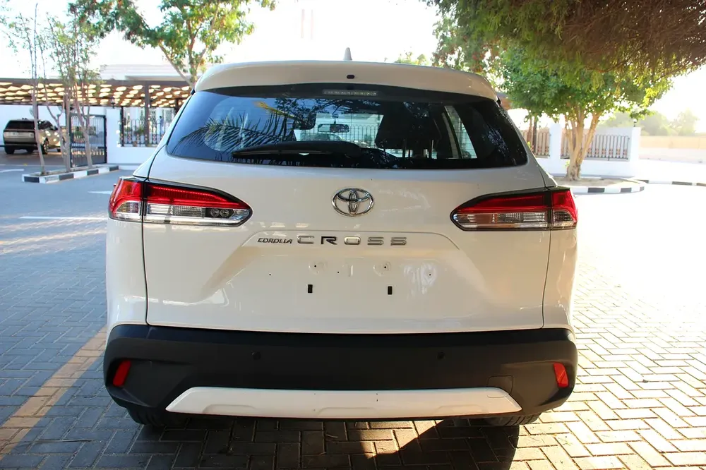 FREE OFFERS Toyota Corolla Cross 2023 | GCC Specs | EMI (860x60)! Minimum salary 4000* - Image 4