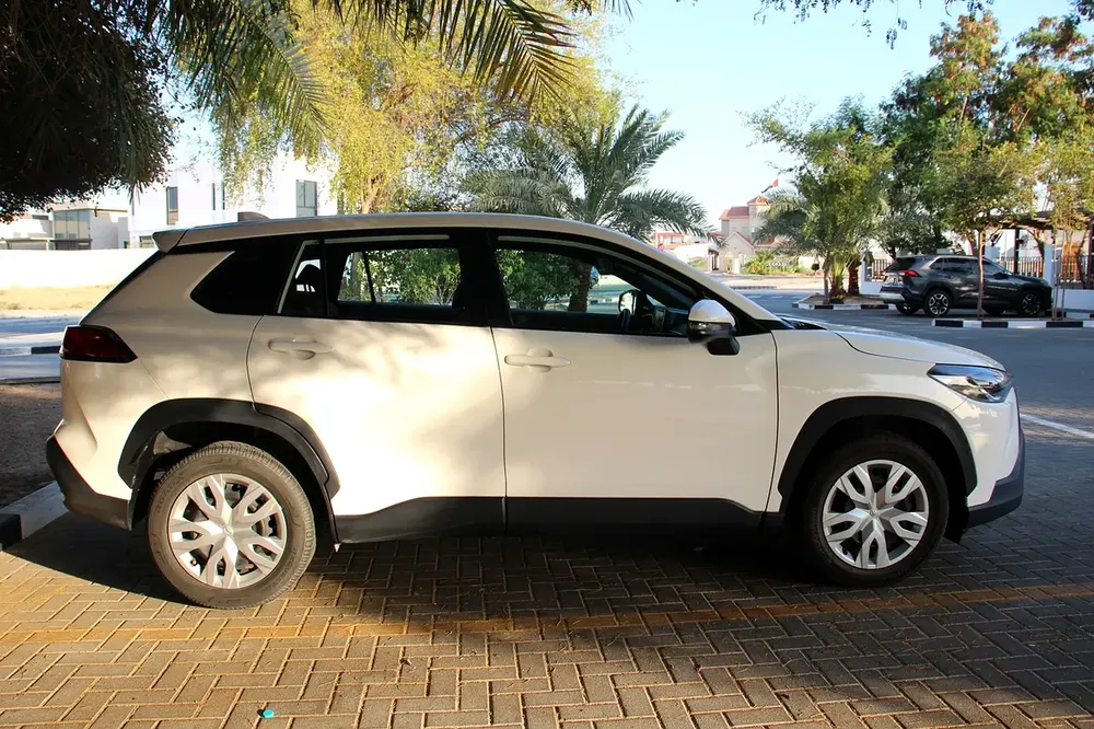 FREE OFFERS Toyota Corolla Cross 2023 | GCC Specs | EMI (860x60)! Minimum salary 4000* - Image 6