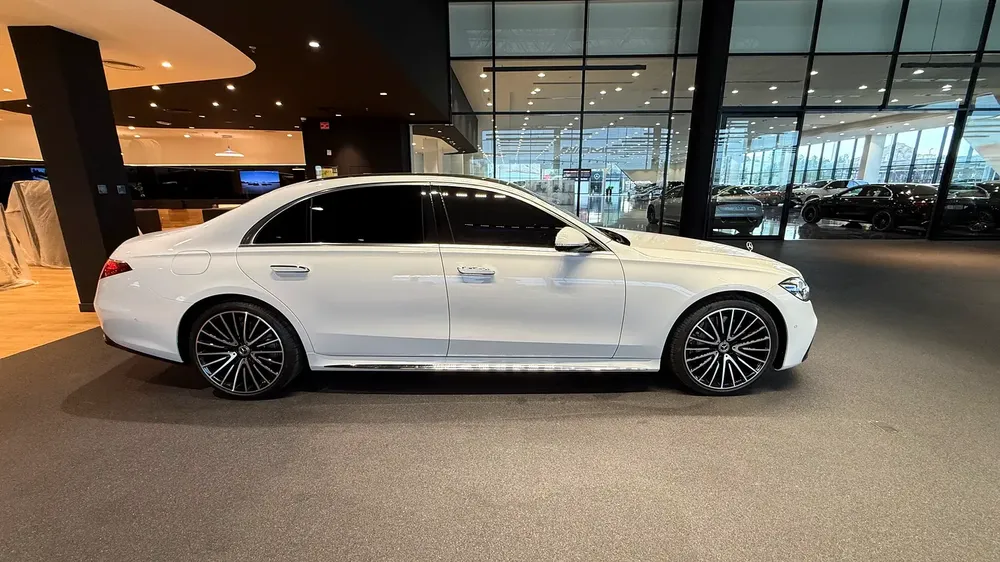Mercedes-Benz S-Class S 500 2025 - GCC Specs - 5 Years Warranty - Image 4