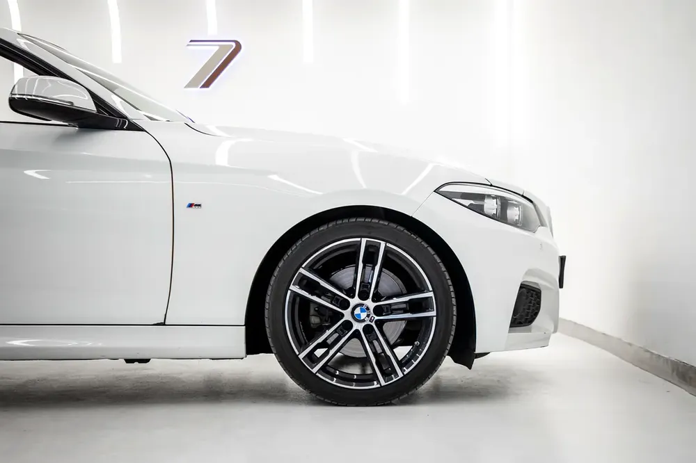 2018 BMW 220i Sportline Convertible | GCC | Full Service History | Excellent Condition | - Image 16