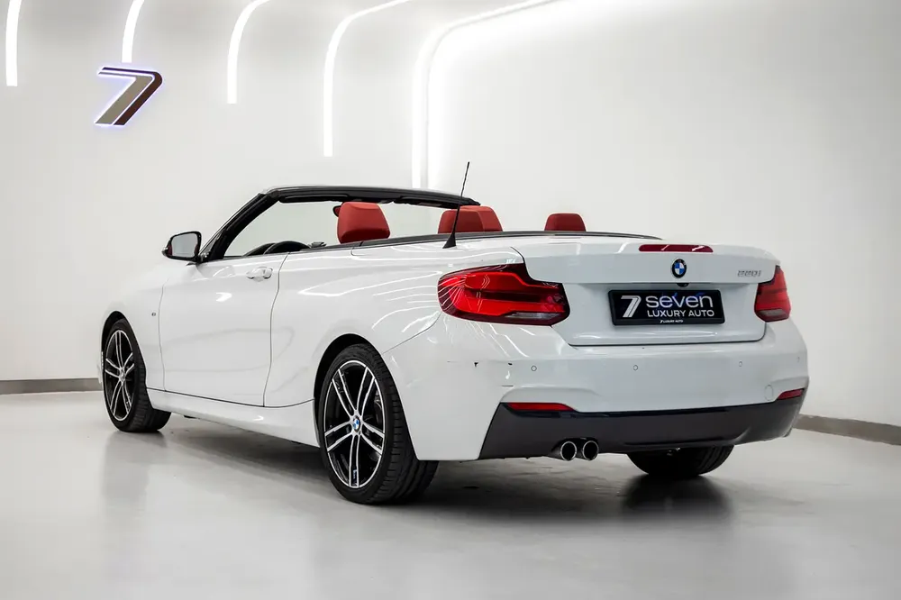 2018 BMW 220i Sportline Convertible | GCC | Full Service History | Excellent Condition | - Image 5