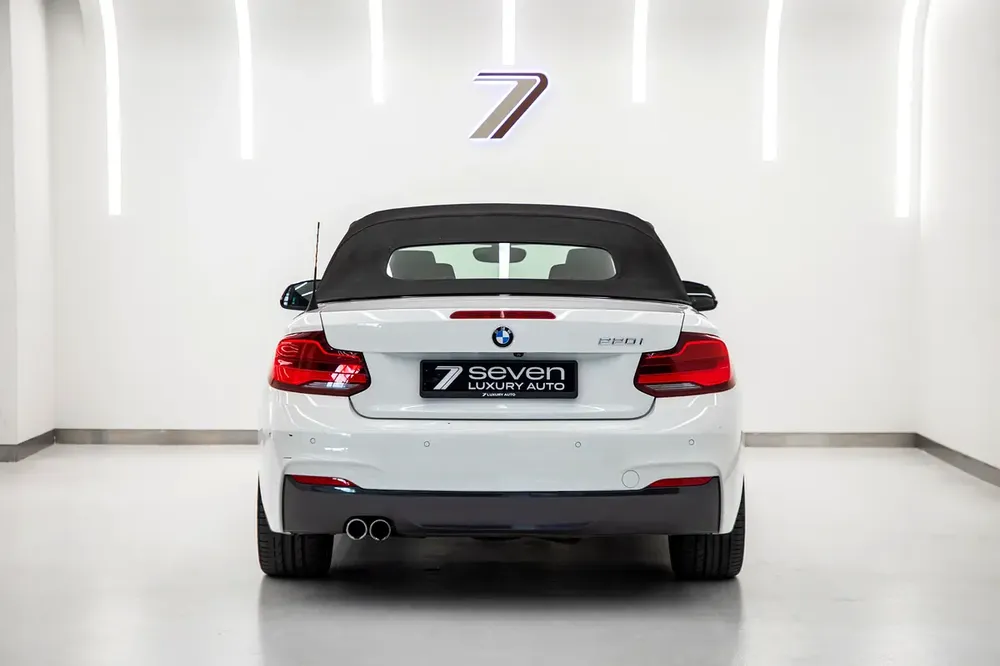 2018 BMW 220i Sportline Convertible | GCC | Full Service History | Excellent Condition | - Image 8