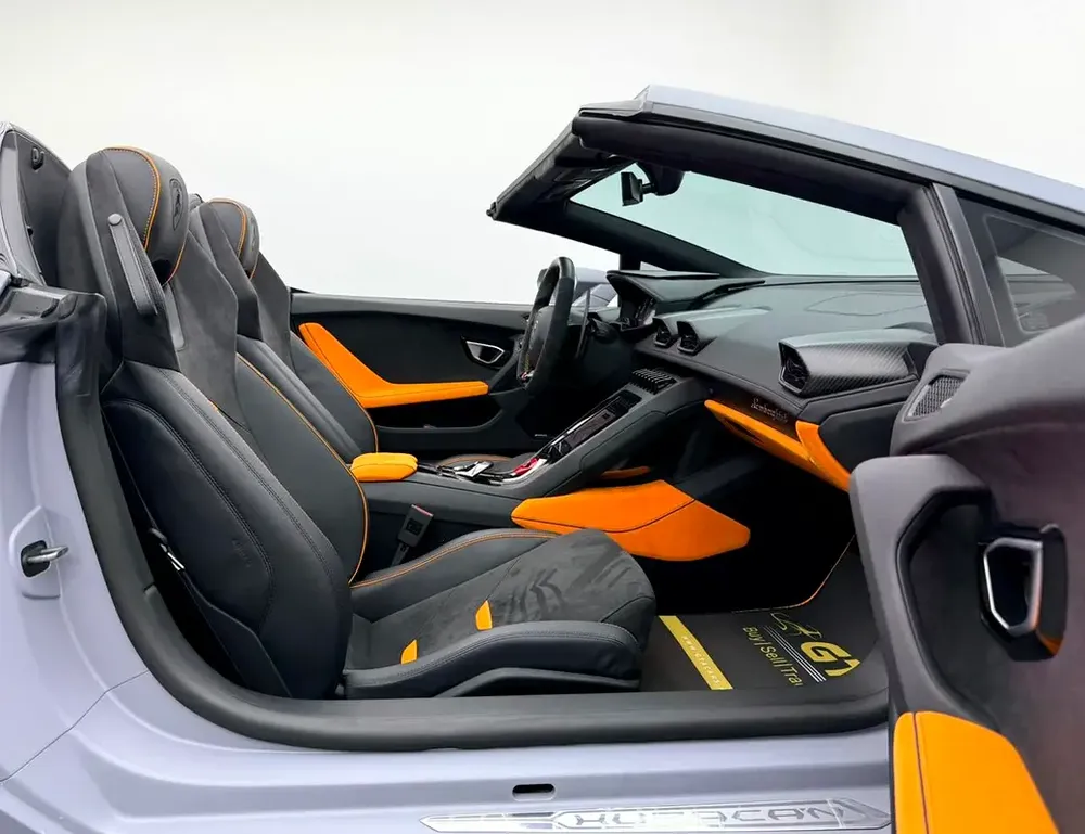 2023 Lamborghini Huracan EVO Spyder, 2027 Lamborghini Warranty, Very Low Km, Fully Loaded, GCC - Image 11