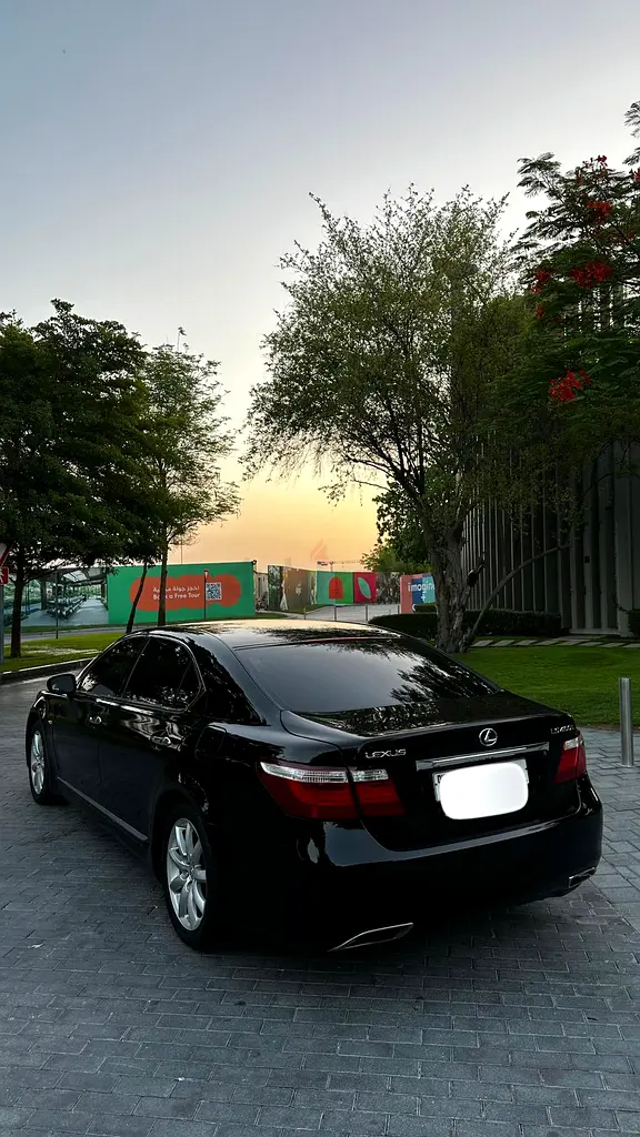 Lexus LS 460 Full Ultra 2007 | Japanese Specs | Pristine Condition - Image 10