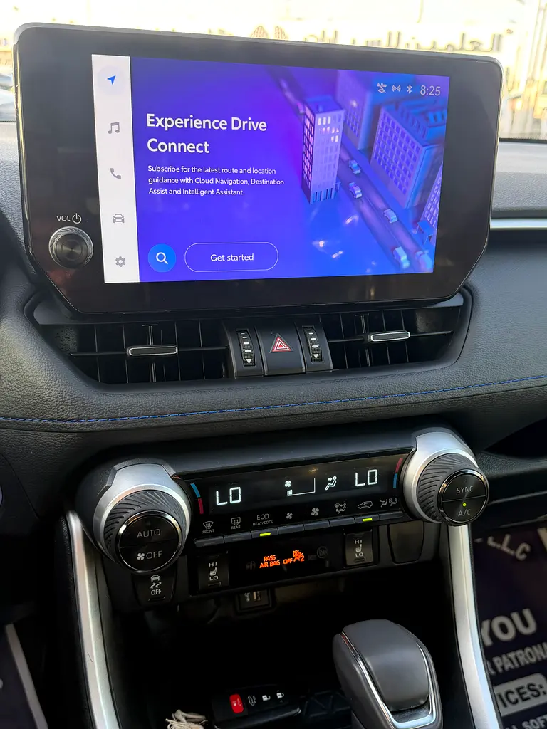 2023 Toyota RAV4 XSE hybrid - American Specs - Pristine Condition - Image 16