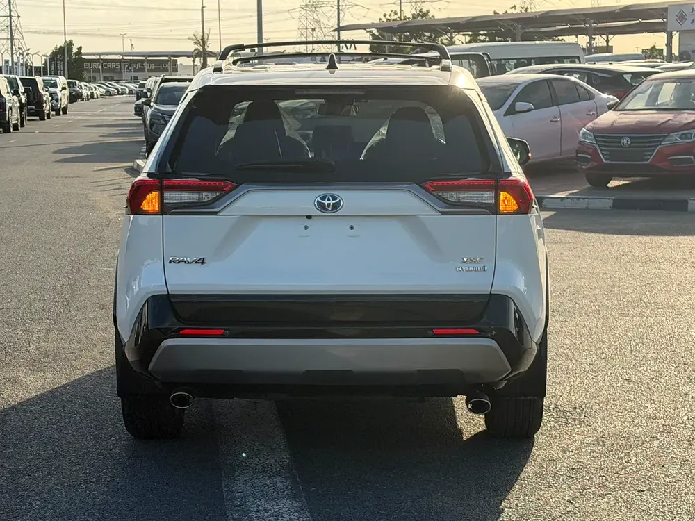 2023 Toyota RAV4 XSE hybrid - American Specs - Pristine Condition - Image 6