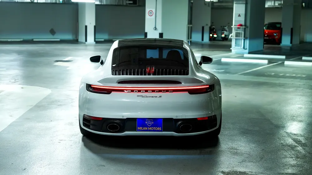 2022 Porsche 911 Carrera S, GCC Specs, Full-Service history, Full Options Excellent Condition - Image 6