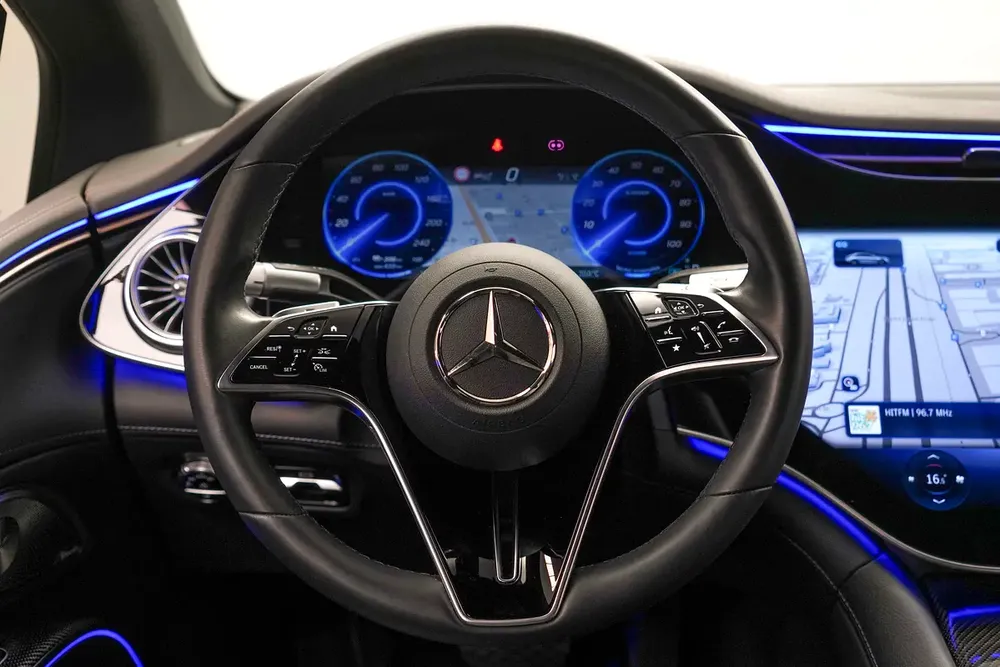 2022 MERCEDES EQS 580 4MATIC / GCC / LOW MILEAGE / DEALER WARRANTY - Image 9