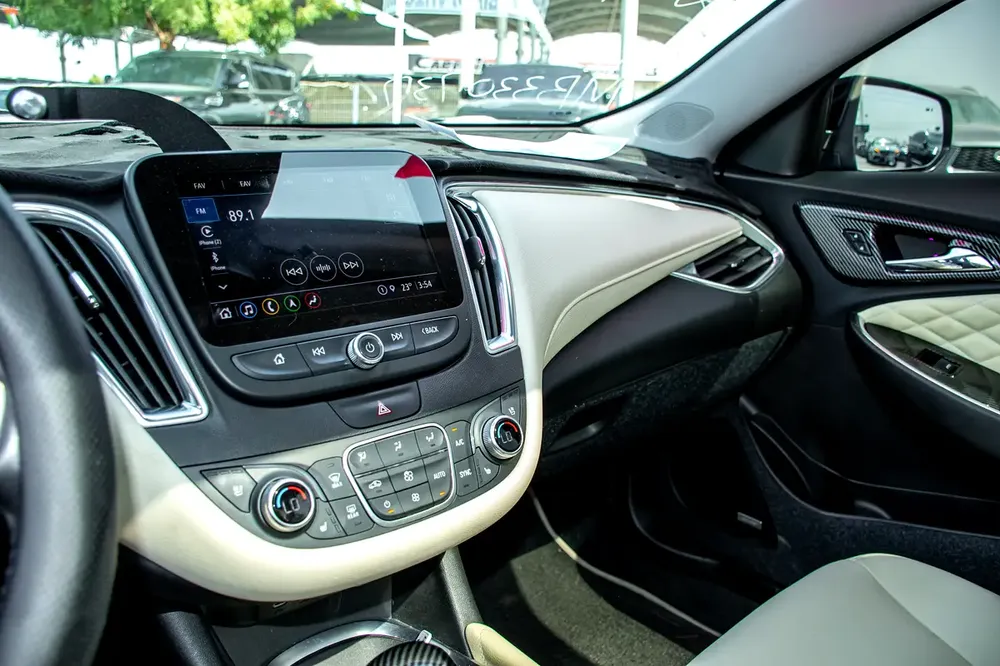 2021 CHEVROLET MALIBU TURBO PREMIER-2.0L, FROM KOREA, ACCIDENT FREE - Image 11