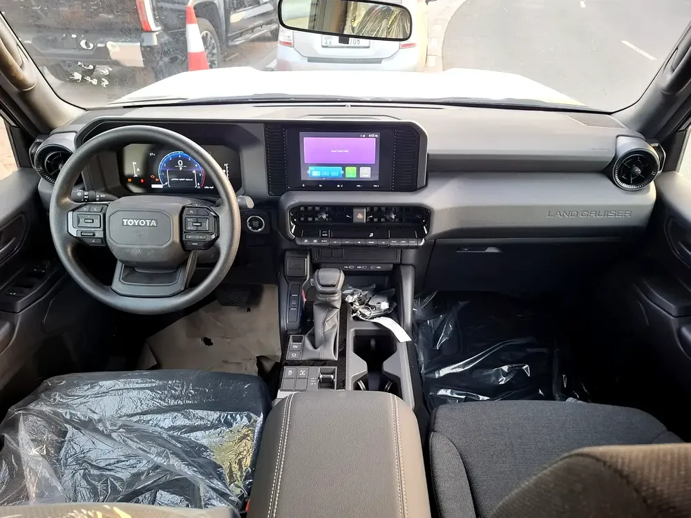Toyota Prado 2.4L 2025 Urban Black Petrol (Export Only) - Image 10