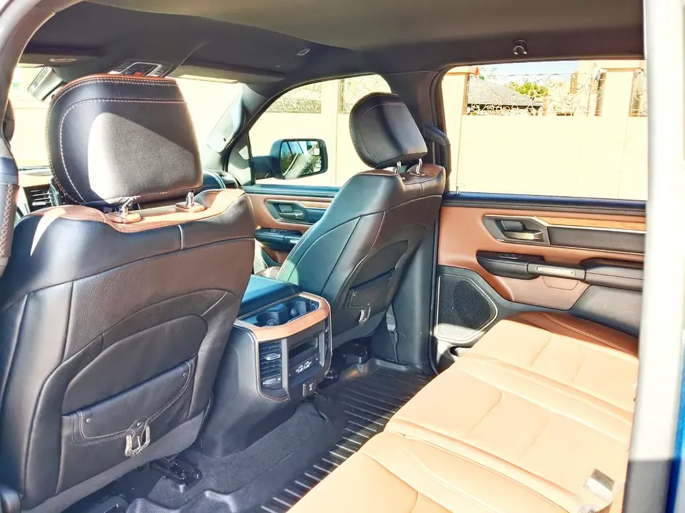 2022 Dodge Ram 1500 Limited - Canadian Specs - Top of the Line - Image 4