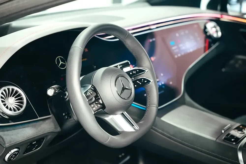 Mercedes-Benz EQE 350 4MATIC 2025 GCC Specs - Image 7