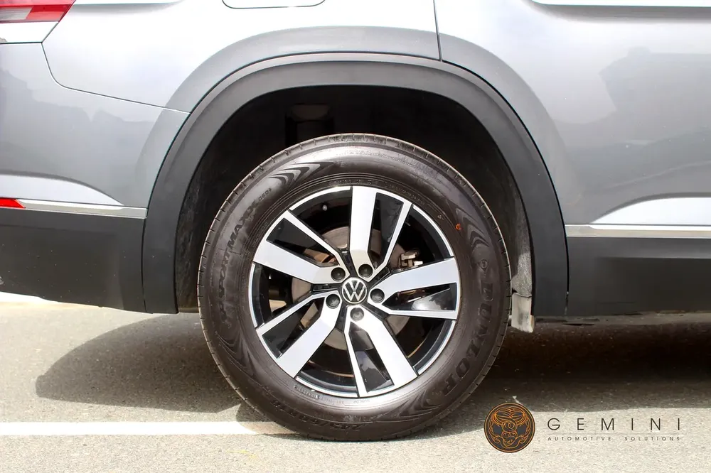 Volkswagen Teramont 3.6 Comfortline 2023 w/ WARRANTY - Image 9