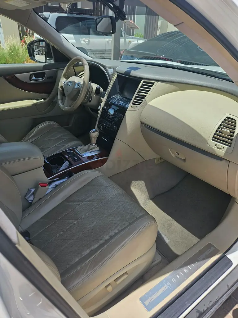 Infiniti FX37 2013 V6 - Image 4