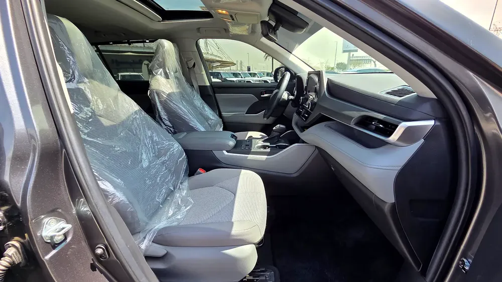 2023 TOYOTA HIGHLANDER HYBRID | GCC SPEC | DRIVEN 10,966 KM ONLY | 7 SEAT - Image 12