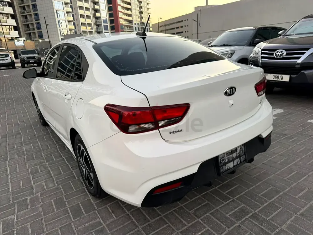 2020 Kia Rio S - Excellent Condition - Fuel Efficient - Image 4