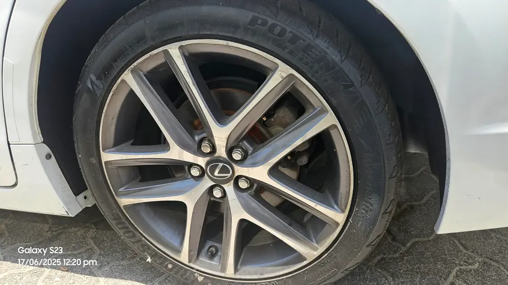 EXPAT LEAVING....GREAT CAR...HYBRID LEXUS SPORT...GOOD PRICE - Image 11