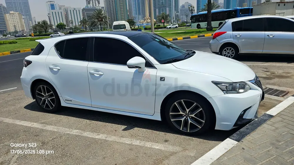 EXPAT LEAVING....GREAT CAR...HYBRID LEXUS SPORT...GOOD PRICE - Image 8