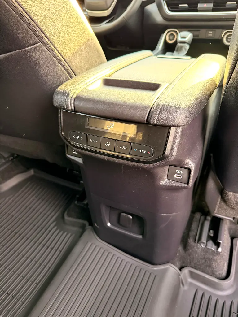 Toyota Grand Highlander XLE - 2024 - Full option- Excellent Condition- Ready to Register UAE - Image 14