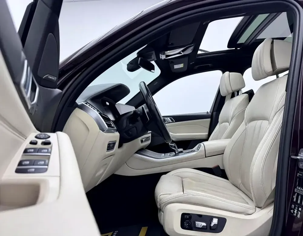 2020 BMW X5 M50i, Full Service History, 1 Year Warranty, Excellent Condition, GCC - Image 11