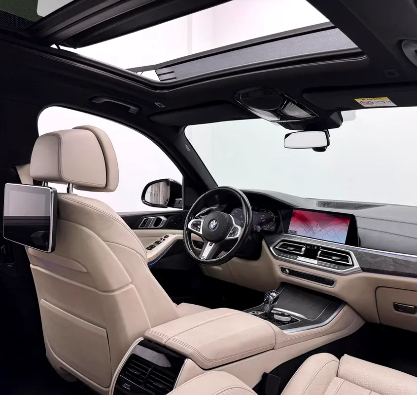 2020 BMW X5 M50i, Full Service History, 1 Year Warranty, Excellent Condition, GCC - Image 16