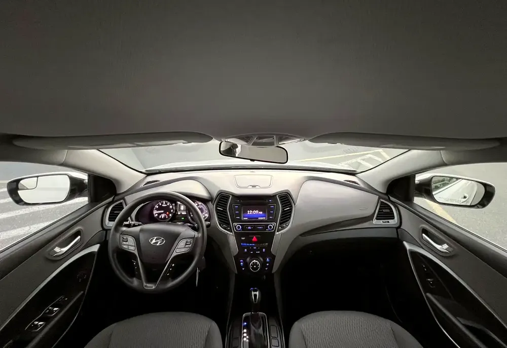 2018 Hyundai Santa Fe  Sports 2.4L V4 - Apple Play & Android - Rear Camera - 2 keys - Image 15